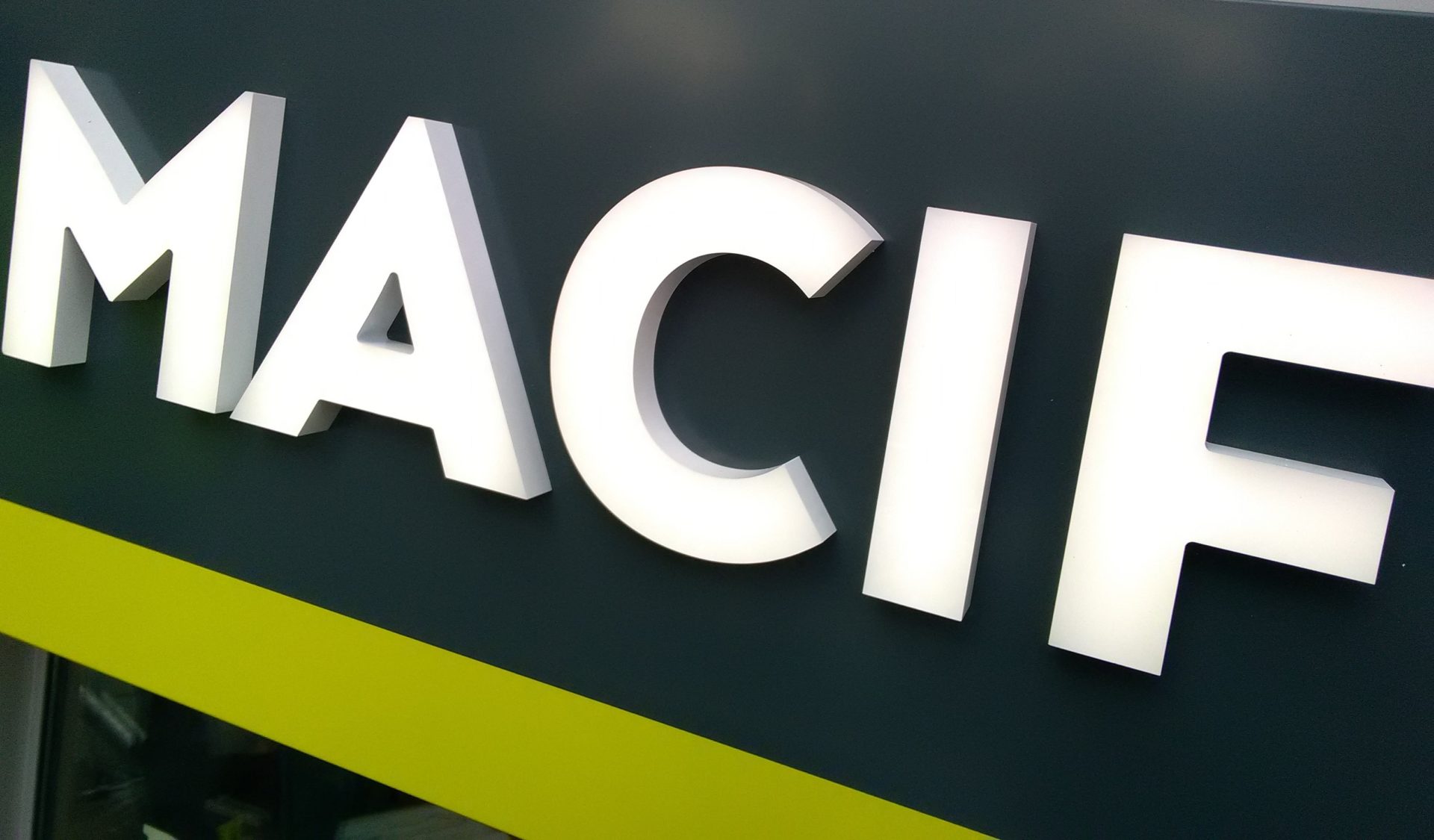 SIGNALL_MACIF_APRES2-3101200740202